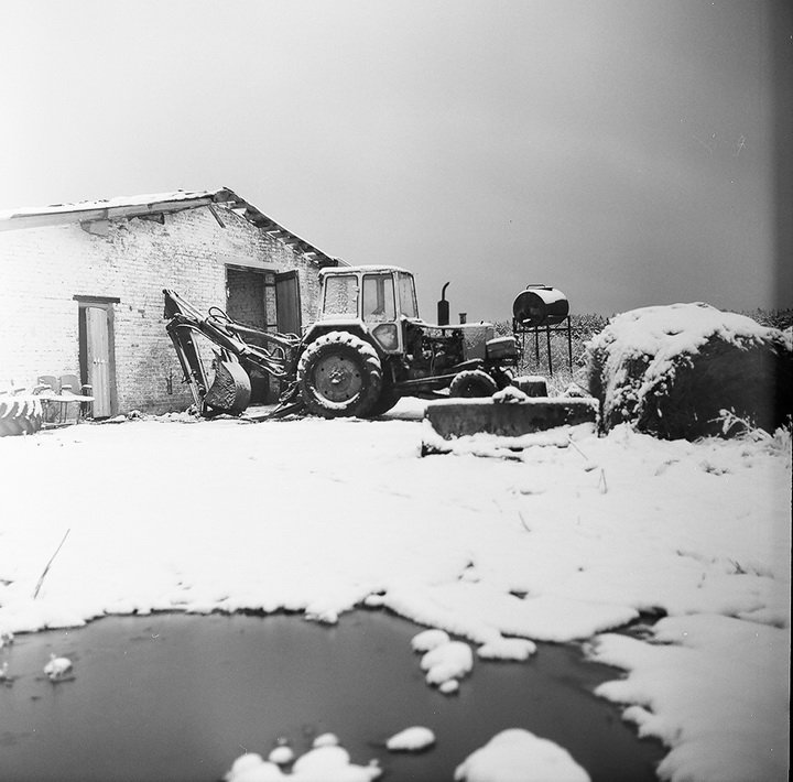 трактор, деревня, снег, коровник, Павел Лялин