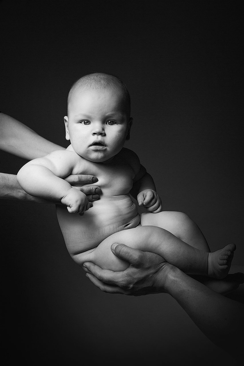 Младенец, ребенок, руки, малыш, мальчик, чб, Дарья Комарова