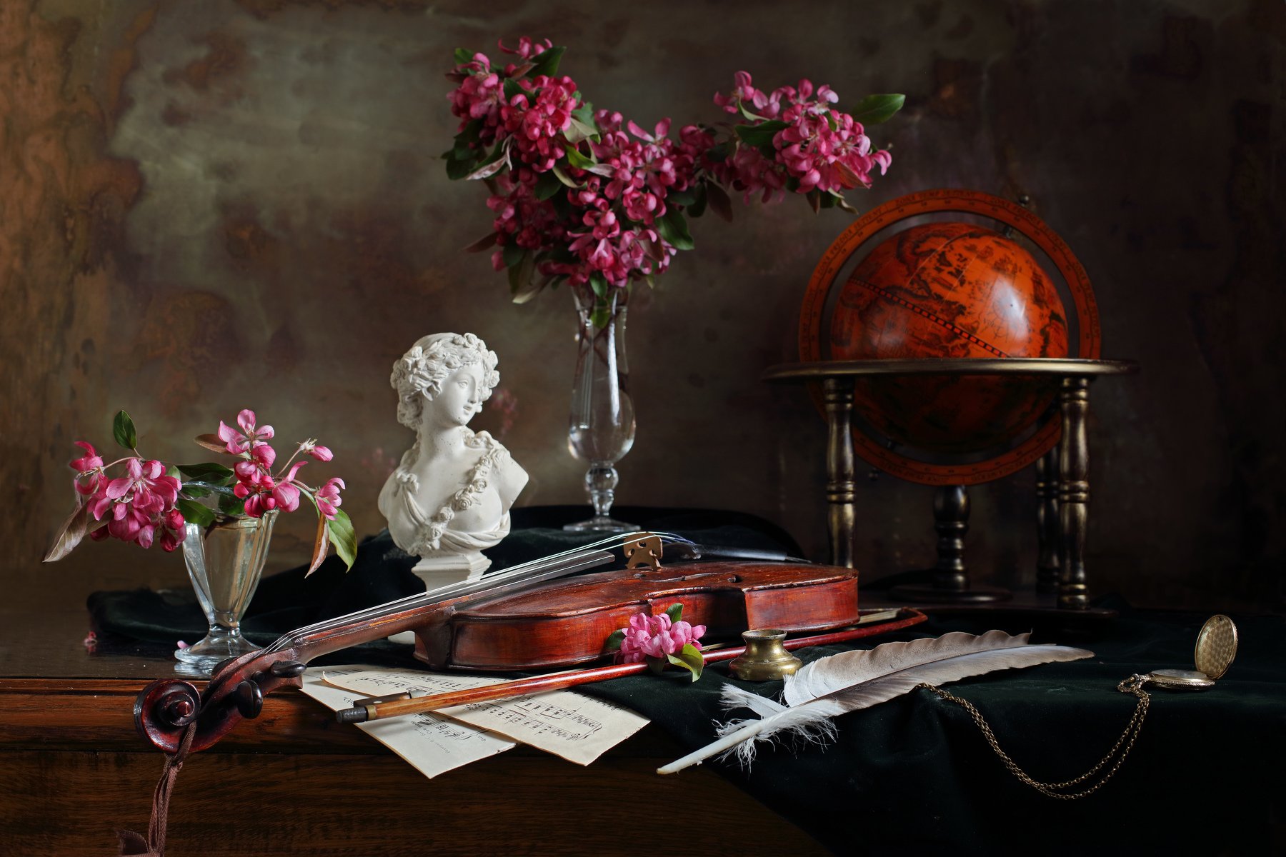 скрипка, музыка, цветы, свет, бюст, искусство, Андрей Морозов