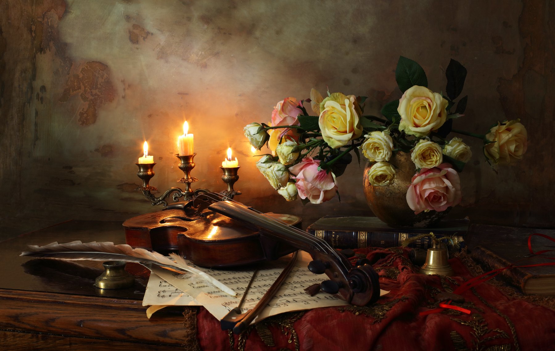 скрипка, музыка, цветы, свет, искусство, свечи, розы, Андрей Морозов