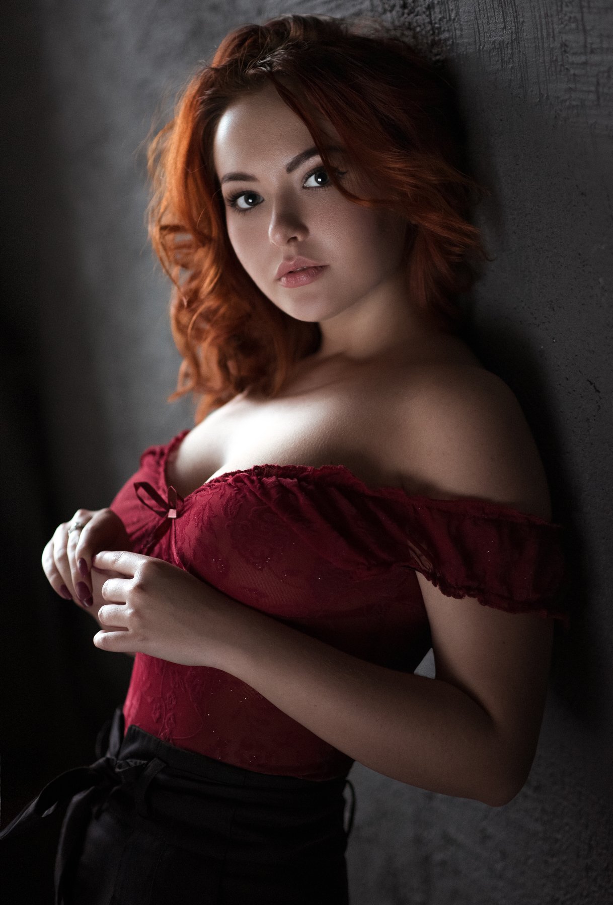 portrait,girl,indoor,color,pretty,sensual,window light,natural light, Андрей Фирсов