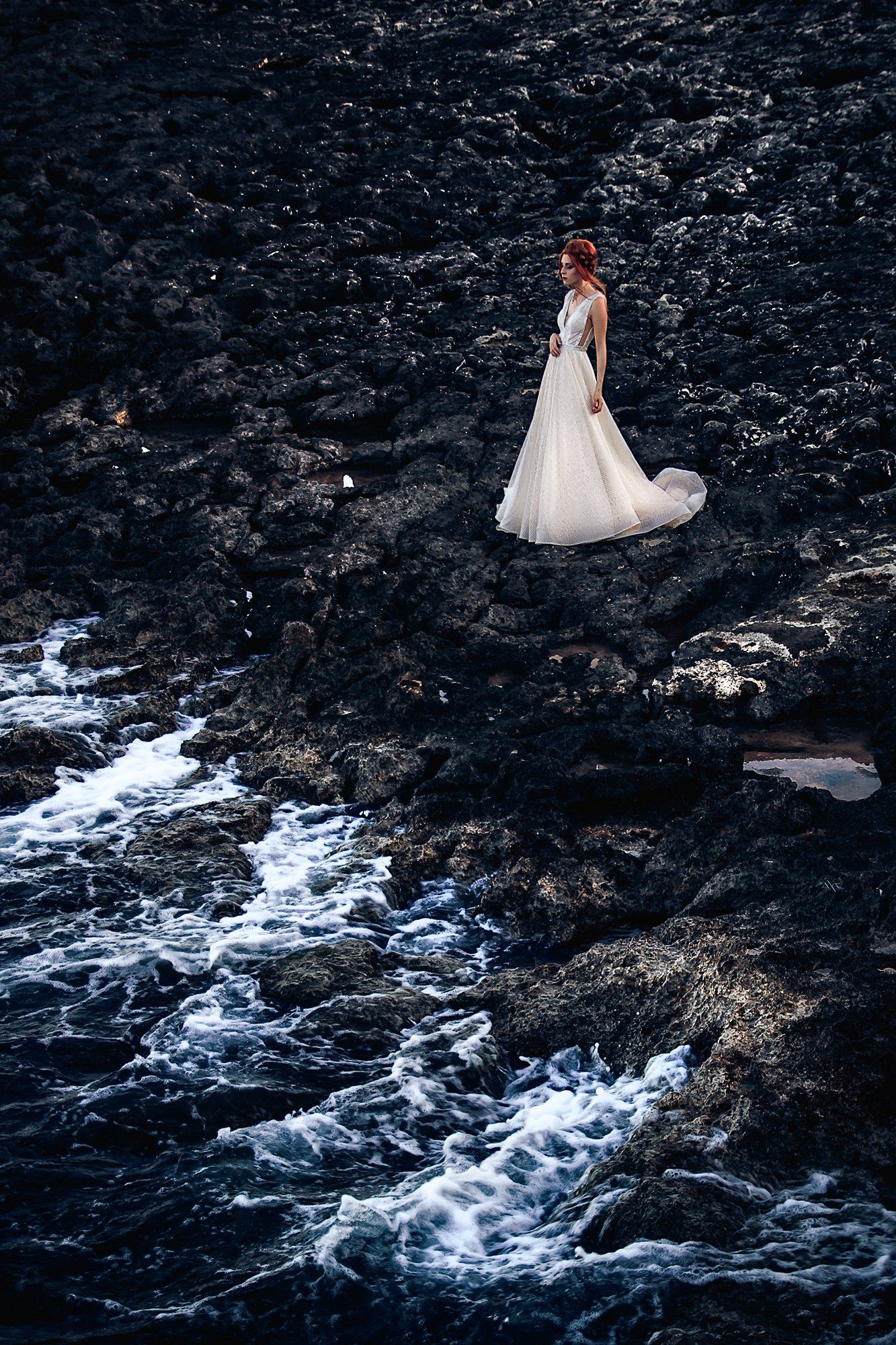woman, bride, dress, beach, rocks, malta, fashion, natural light, Руслан Болгов (Axe)