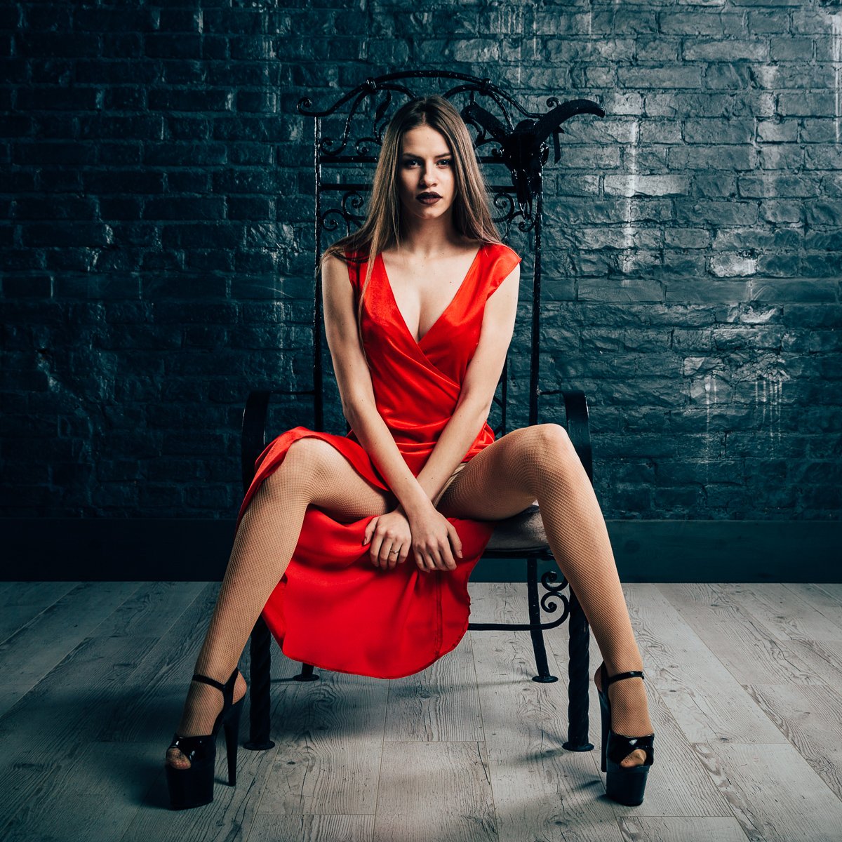 girl,beauty,red,dress,chair,heels,sexy,wall,studio, Алексей Гусев