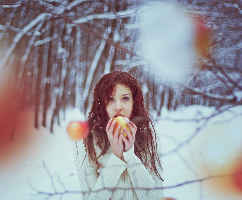 зима, девушка, яблоки, сказка, лес, снег, волшебство, Артур Сарибекян