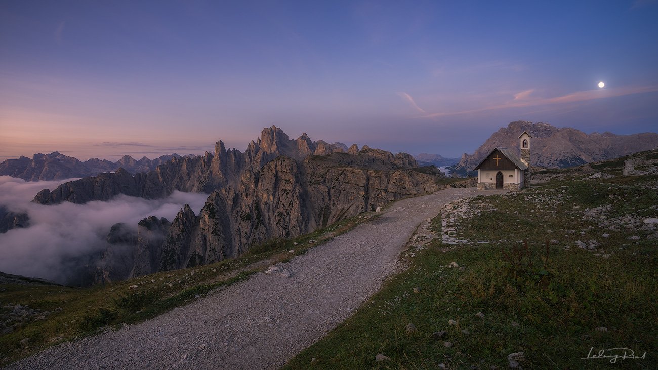 alps, awakening, beauty, before sunrise, cappella degli alpini, chalk stone, chantry, chapal, church, cliffs, clouds, cross, dolomites, fog, foggy, full moon, gravel road, hiking, italy, klimbing, moon, moonlit scenery, morning, morning glow, mountain top, Ludwig Riml