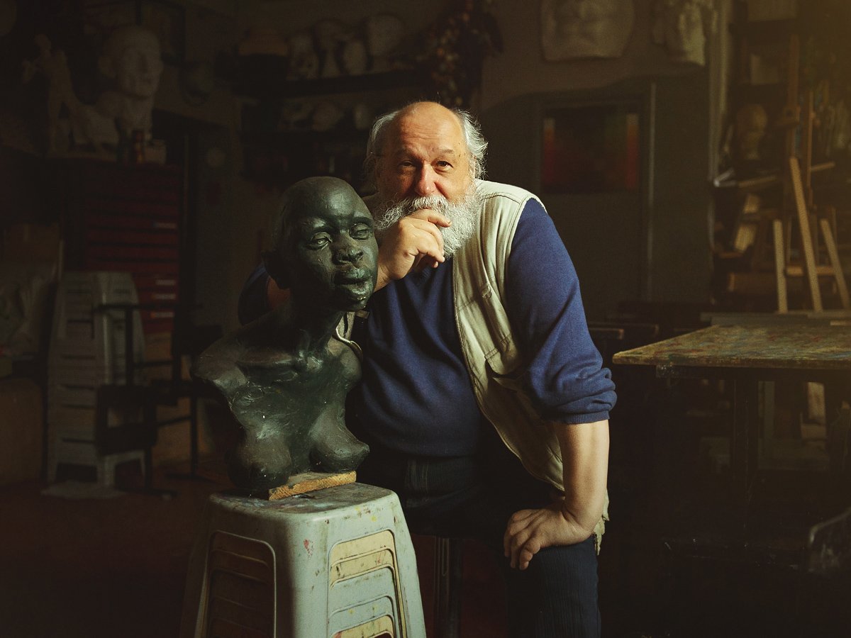 скульптор и его работа..., Дмитрий Баев