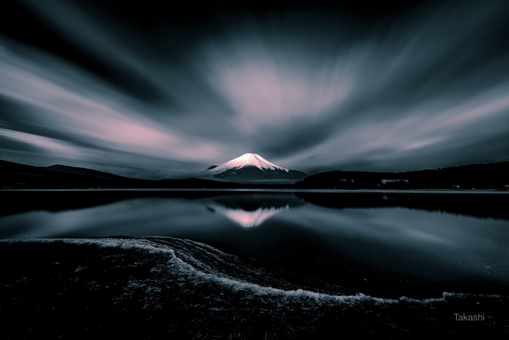Fuji,Japan,mountain,cloud,ice,lake,water,reflection,snow,beautiful,amazing,, Takashi