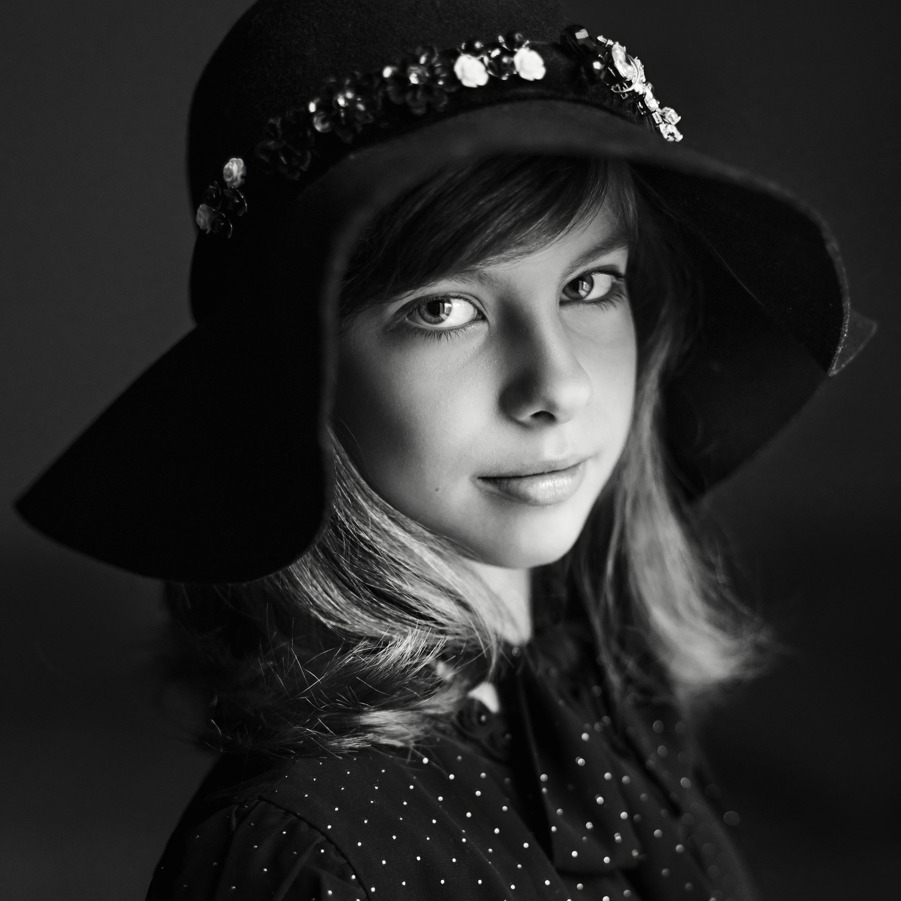 портрет, девочка, дети, в шляпе, черный, Марина Кондратова