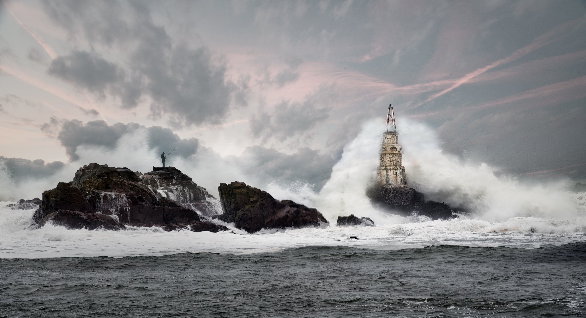 lighthouse, storm, big wave, fisherman,, Атанас Донев