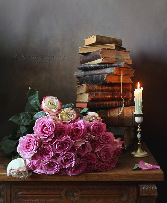 розы, книги, свеча, пламя,букет, подсвечник, старина,, Елена Татульян