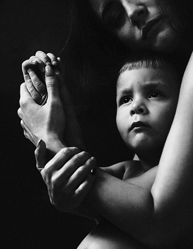 материнство, семейный портрет, черно-белая, Евгения Коригова