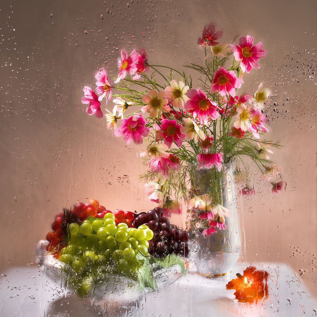натюрморт, розовые тона, потёки воды, пламя, виноград, настроение, стекло, Tom Fincher