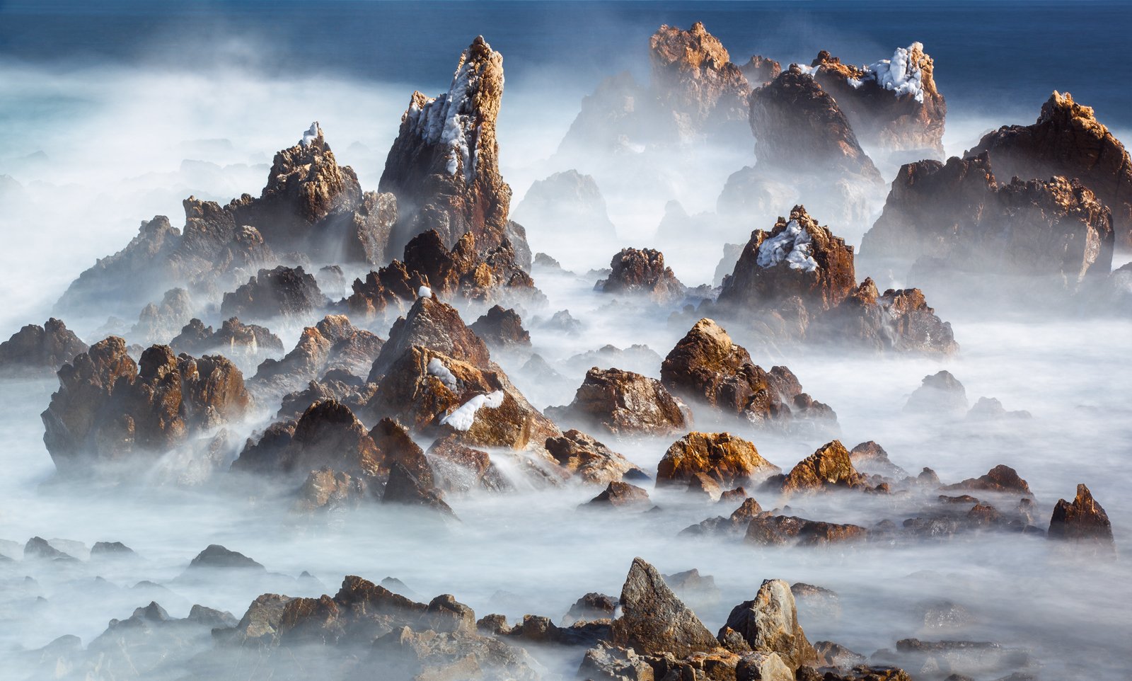 seashore, mountains, rugged, waves, rocks, foggy, clouds, Jaeyoun Ryu