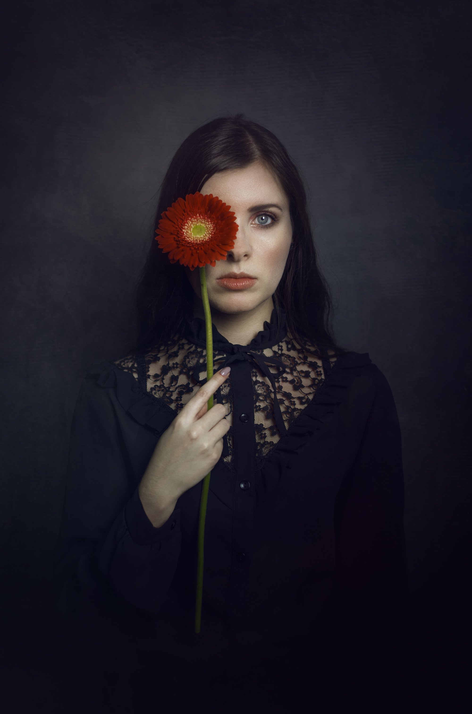 flower model portrait mood studio, Izabela Nowakowska