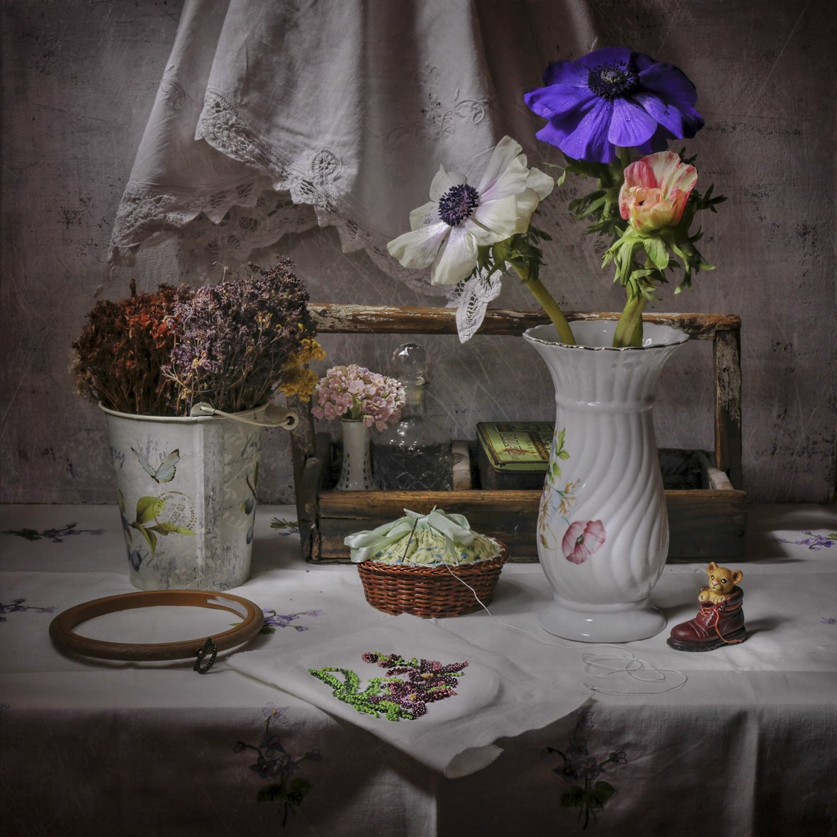 анемоны,вышивка,винтаж,ваза,цветы,, Zadorina Svetlana