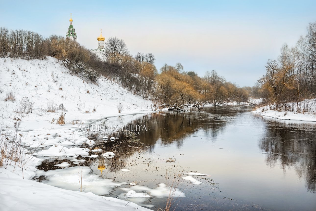 Река Истра зима. Река Истра зимой. Течение реки Истра. Виды реки Истры.