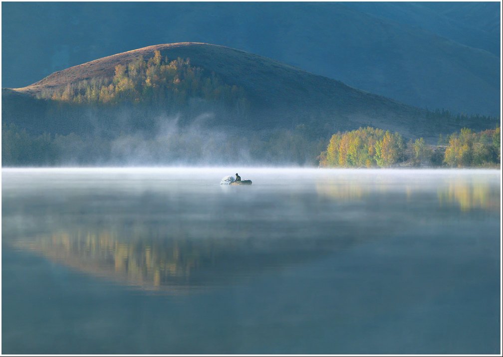 утро, озеро, туман, горы, рыбак, Антонина