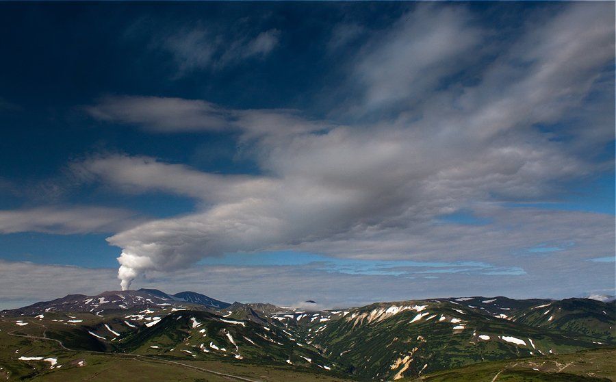 камчатка, вулкан, горелый, лето, газ, облака, Денис Будьков