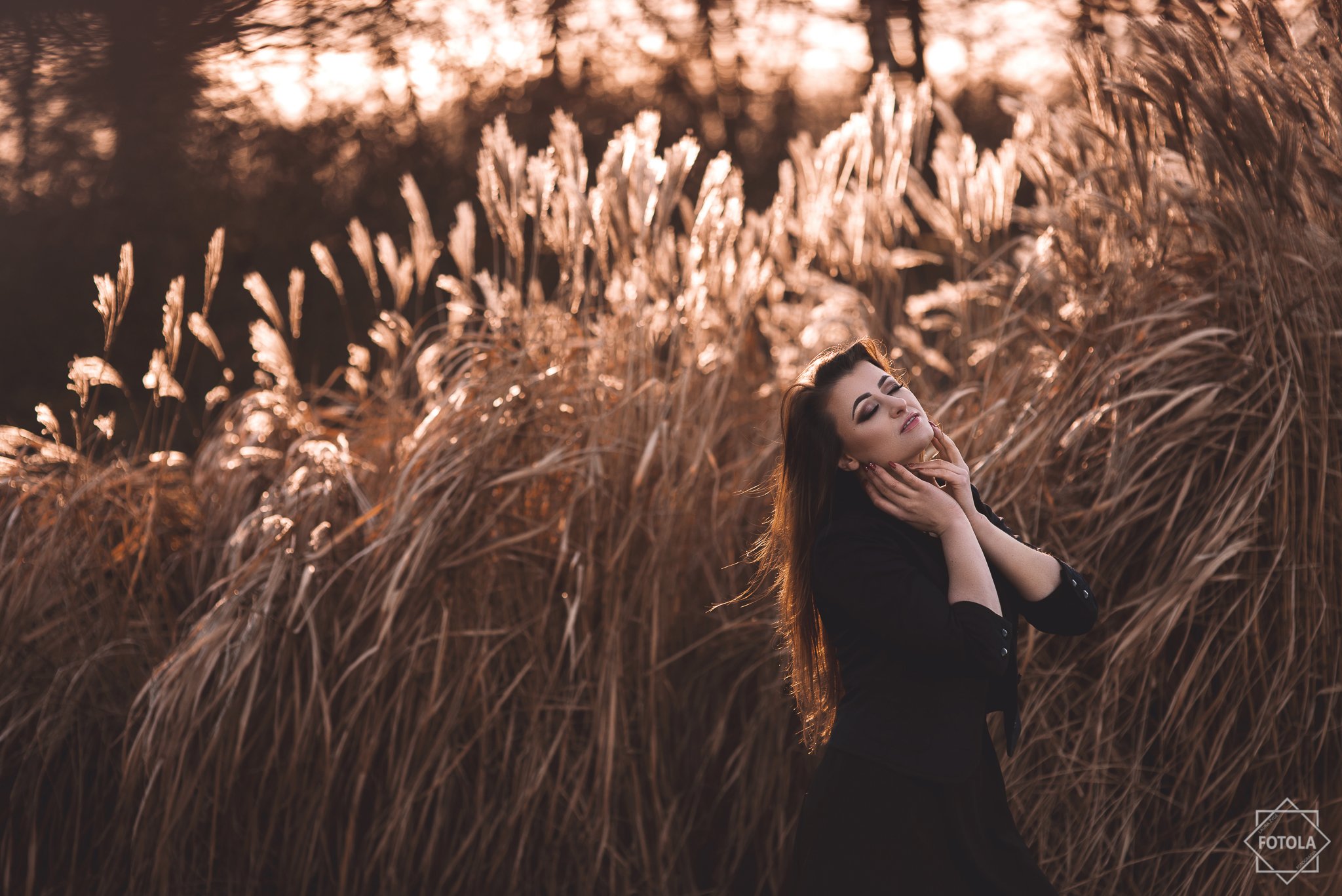 portrait, outdoors, golden, female, face, Laura Žygė