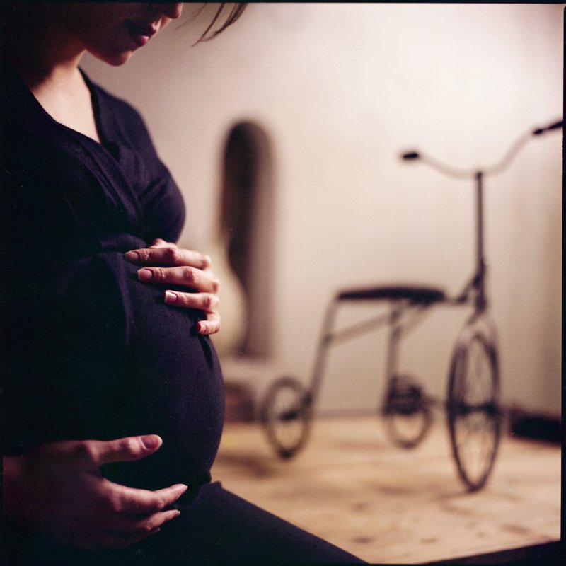 hasselblad, woman, pregnant, bicycle, Ivan Murdzhev