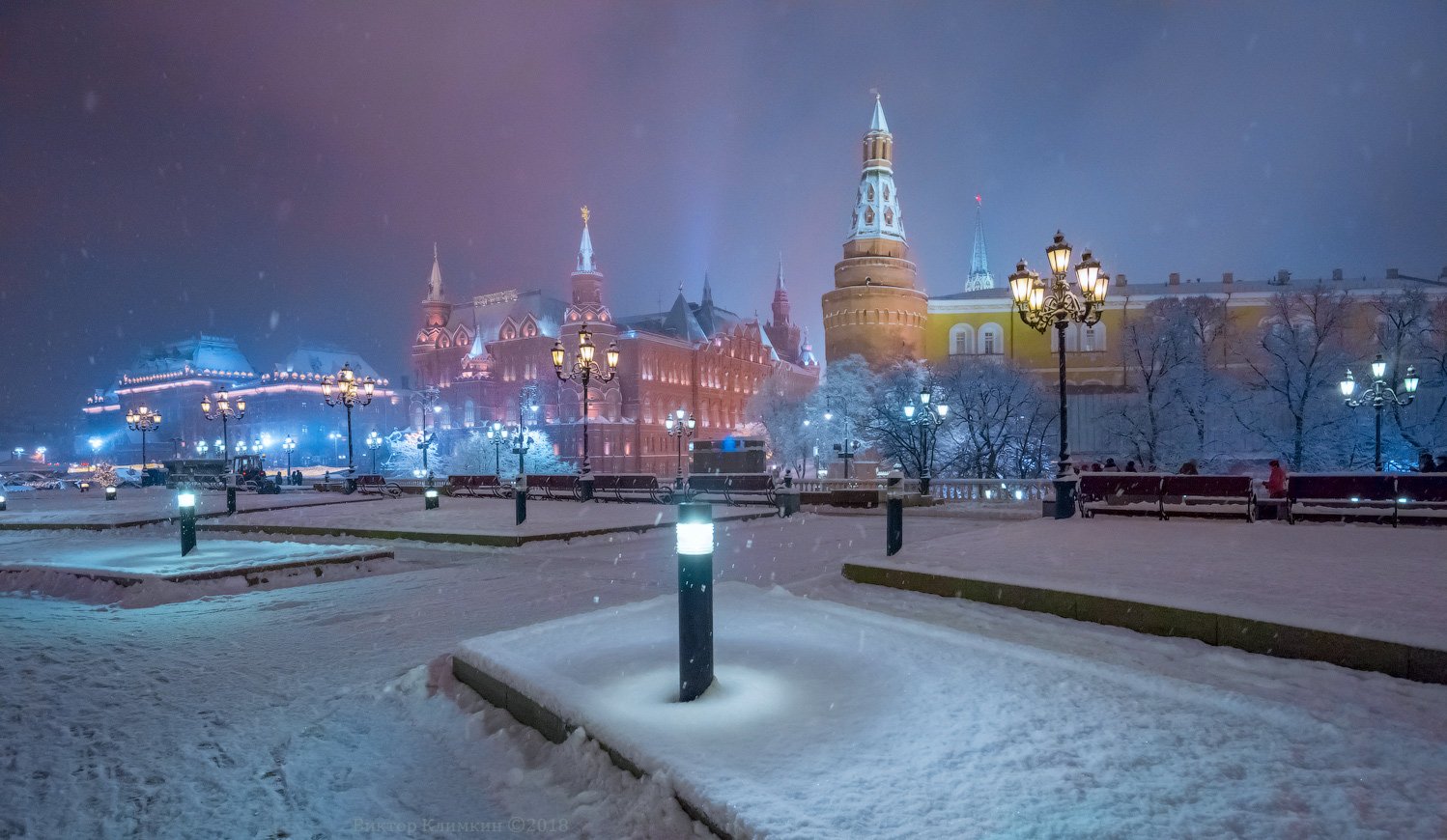 москва, манеж, зима, кремль, вечер, снегопад, Виктор Климкин