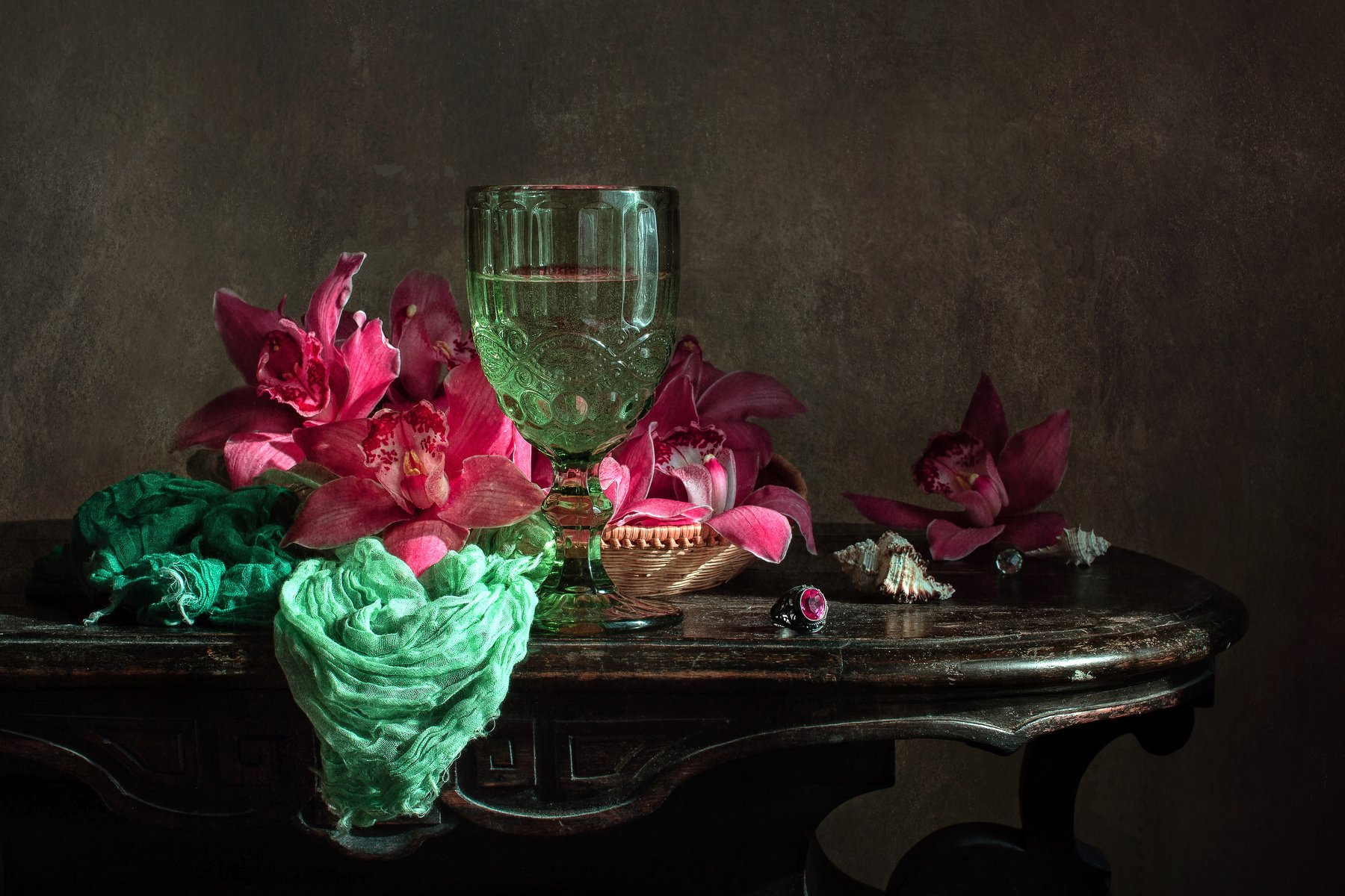 натюрморт, стекло, бокал, цветы, орхидеи, ракушки, Анна Петина