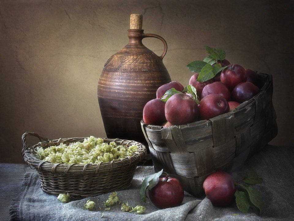 натюрморт, яблоки, осень, урожай, хмель, корзины, Ирина Приходько