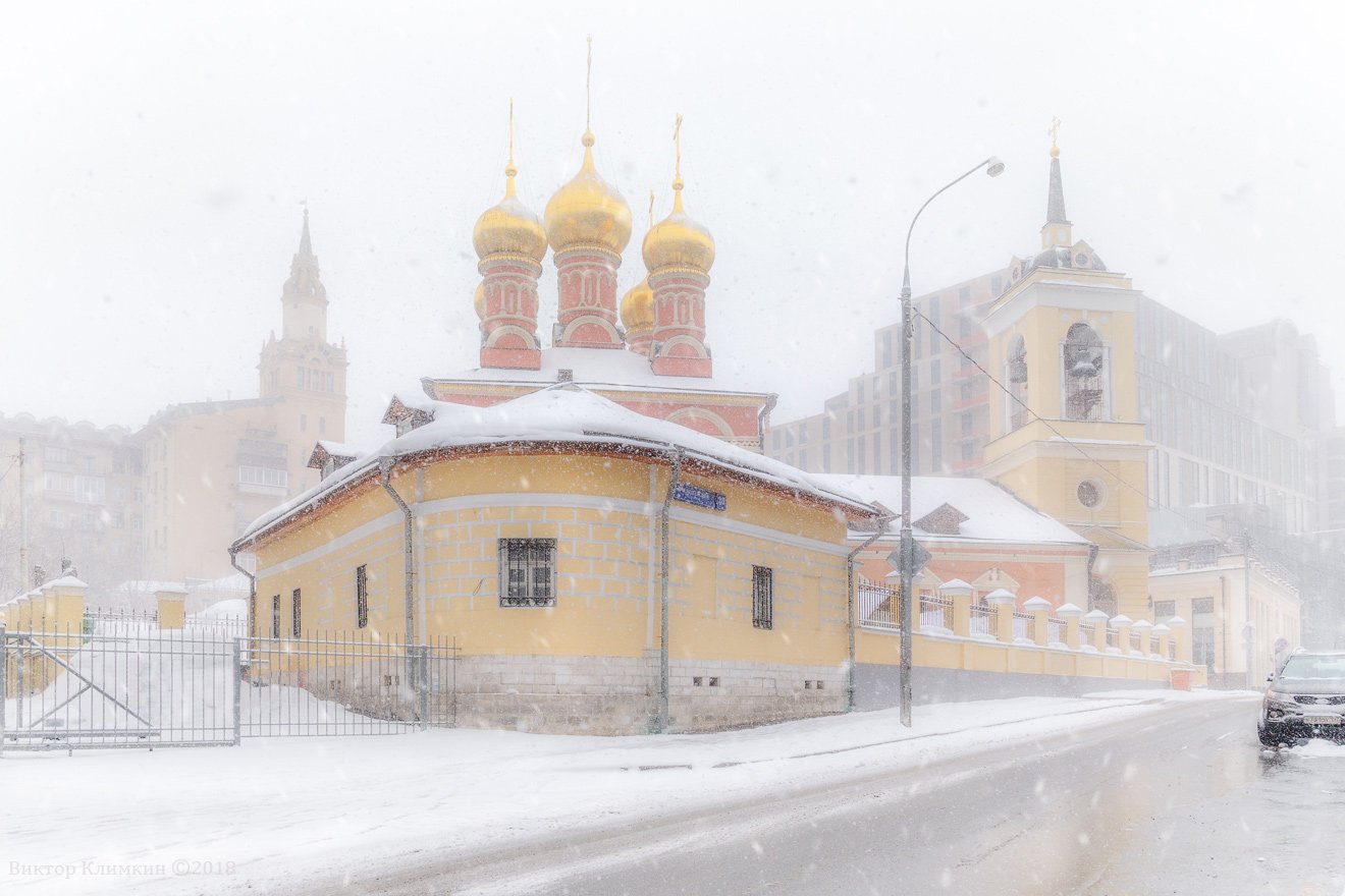москва, зима, снегопад, никольский храм, Виктор Климкин