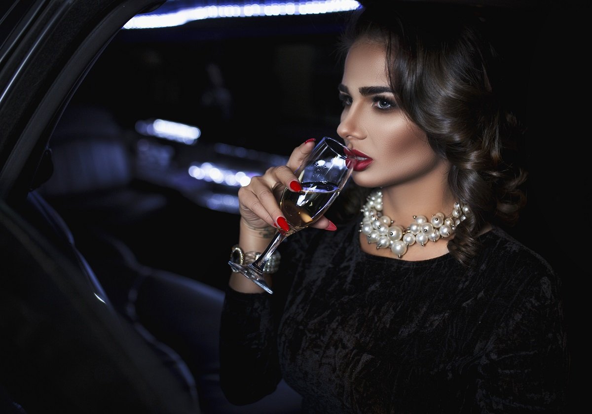 model brunette girl beatifull lady car night glamour, Кирилл