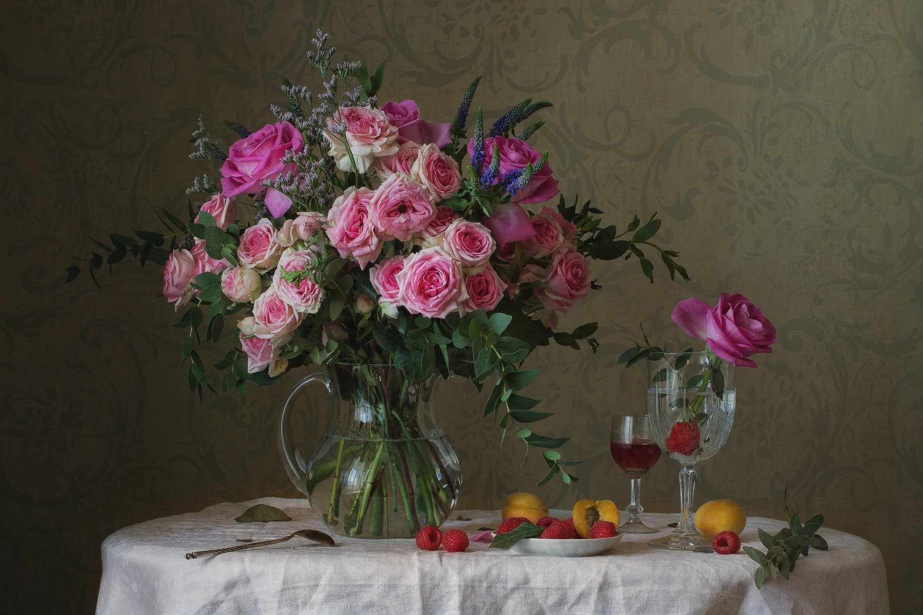 натюрморт, стекло, цветы, розы, фрукты, нектарины, ягоды, малина, Анна Петина