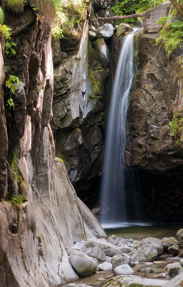 waterfall, Momchil Nachev