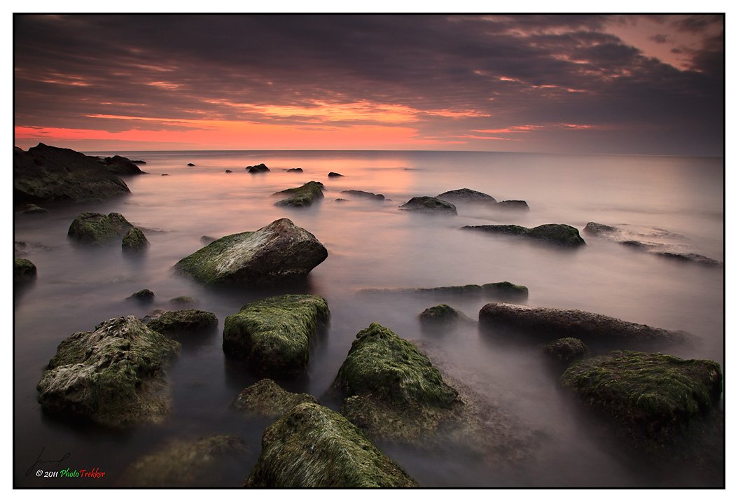 dawn;, sea;, rocks;, sea, weed;, o3one
