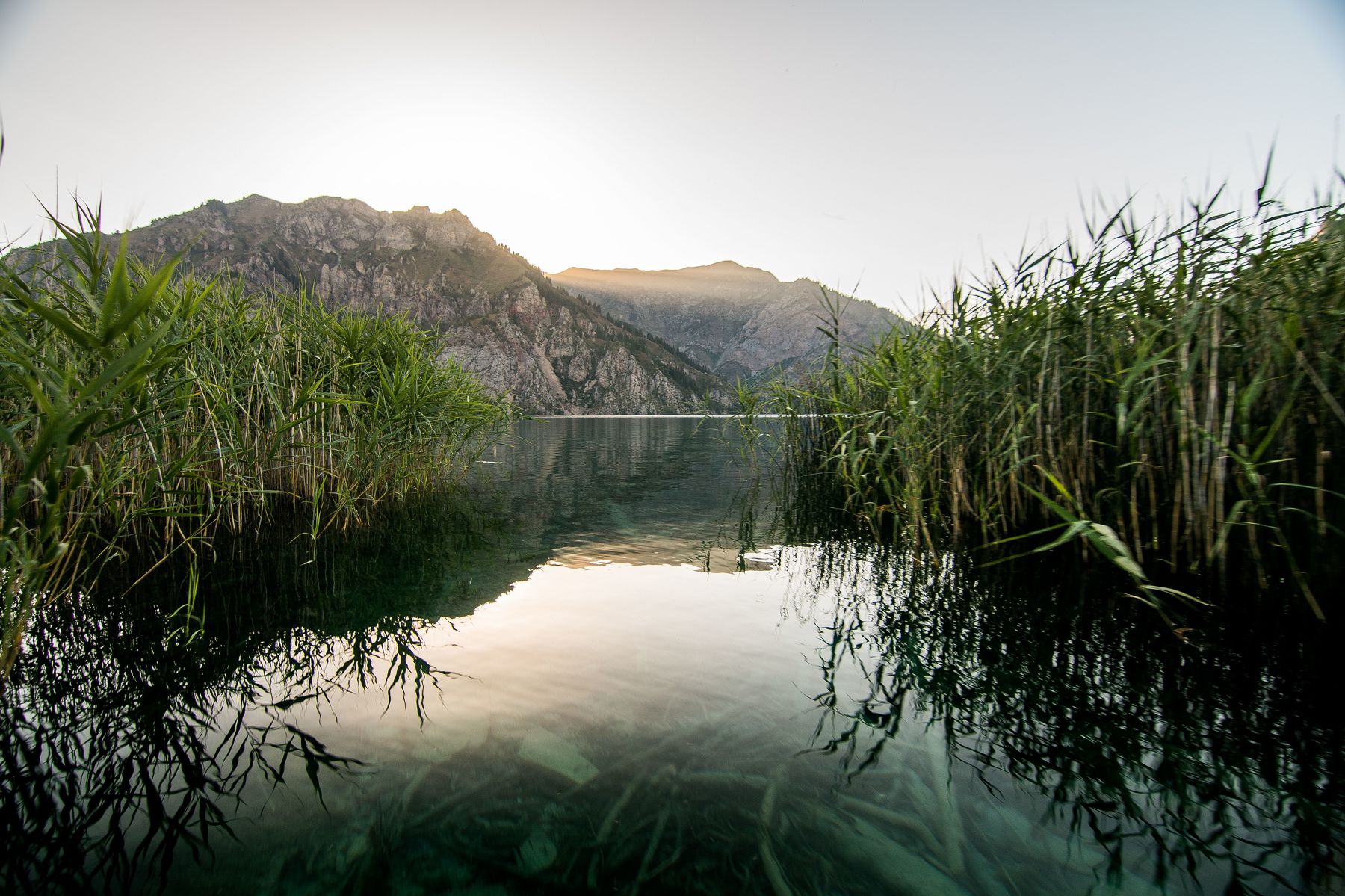 горы, природа, пейзаж, лето, озеро, вода, Василий Шумкин