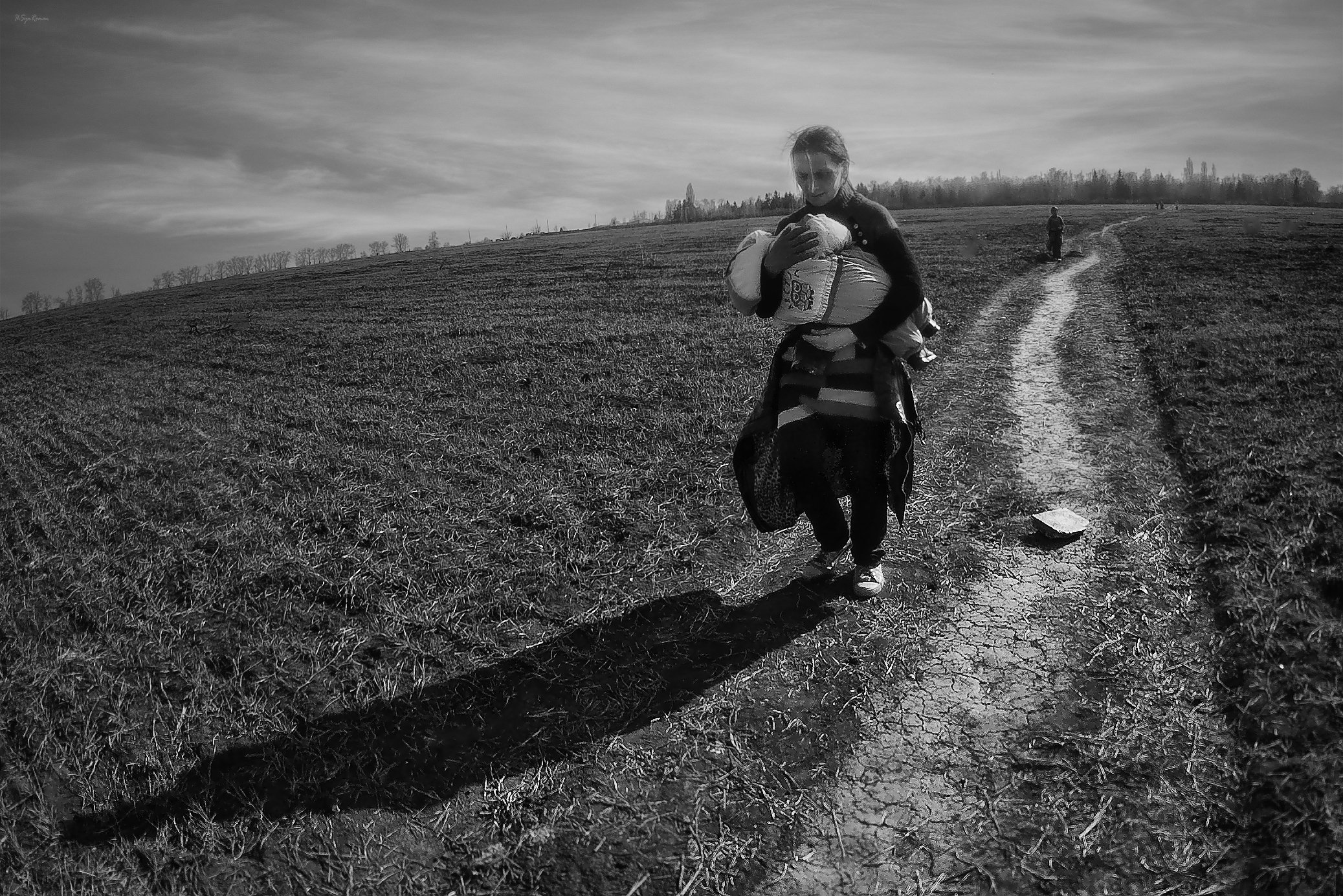 женщина,ребенок,поле,дорога, Roma  Chitinskiy