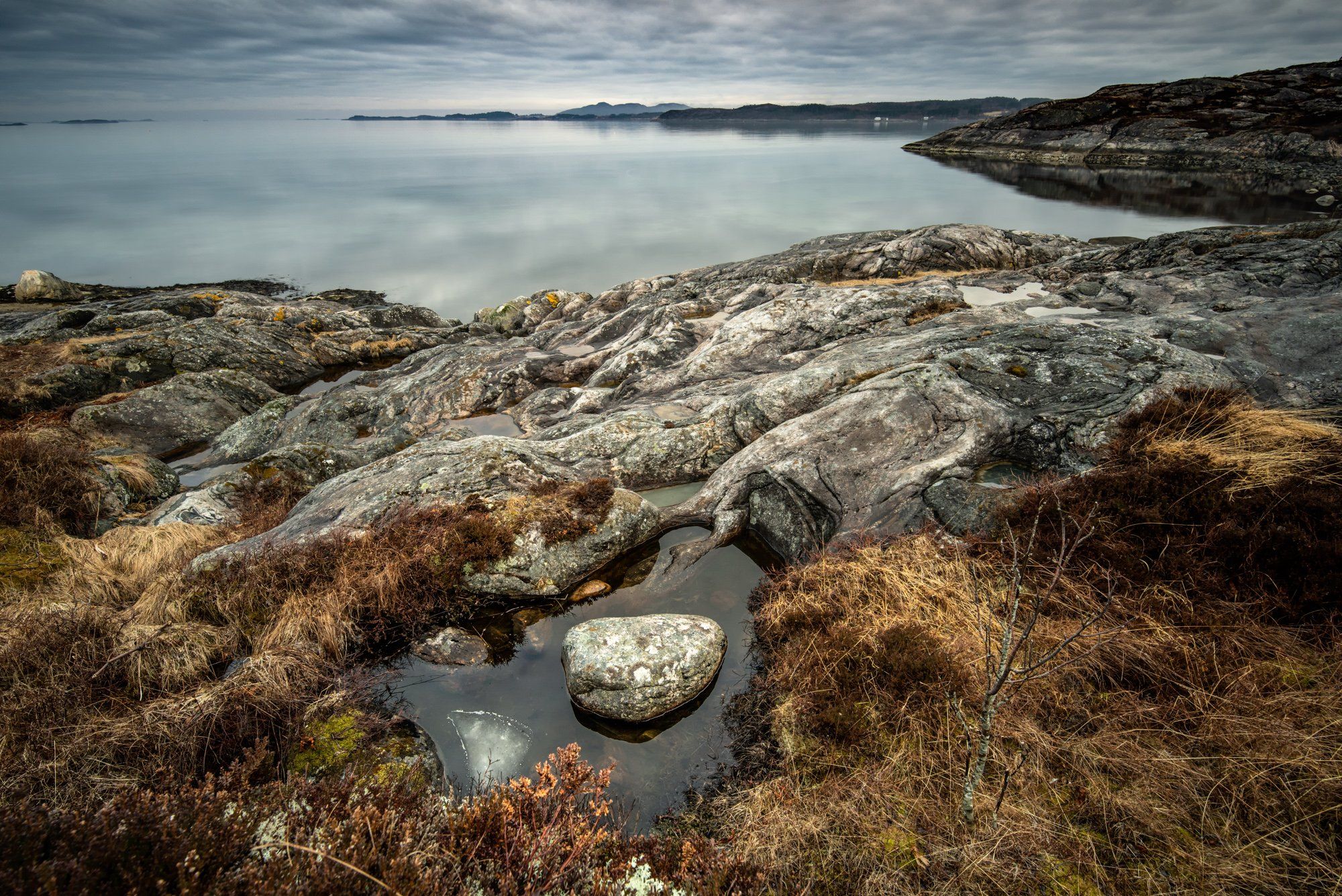 rocks, stones, landscape, cloudy, norway, sea, beach, Sylwia Grabinska