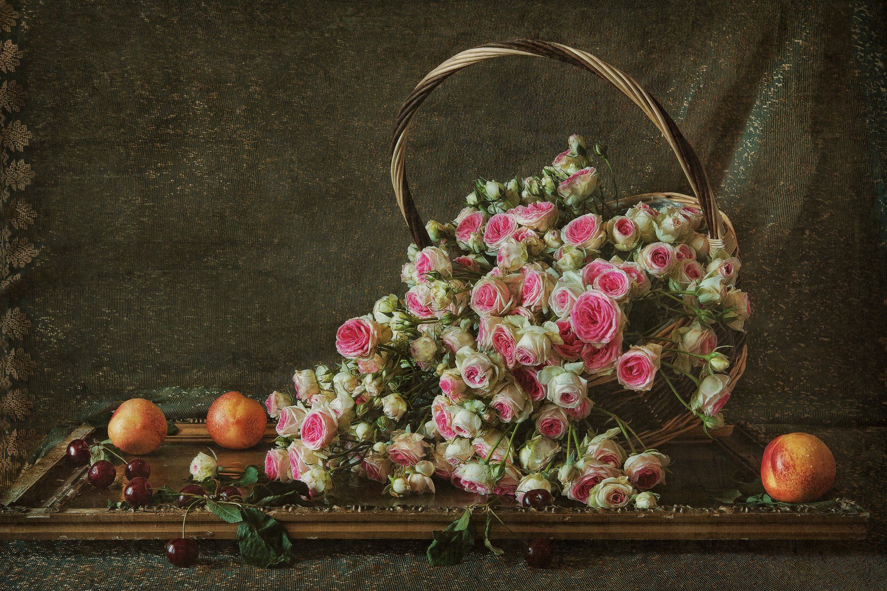 натюрморт, цветы, розы, фрукты, ягоды, нектарины, черешня, Анна Петина