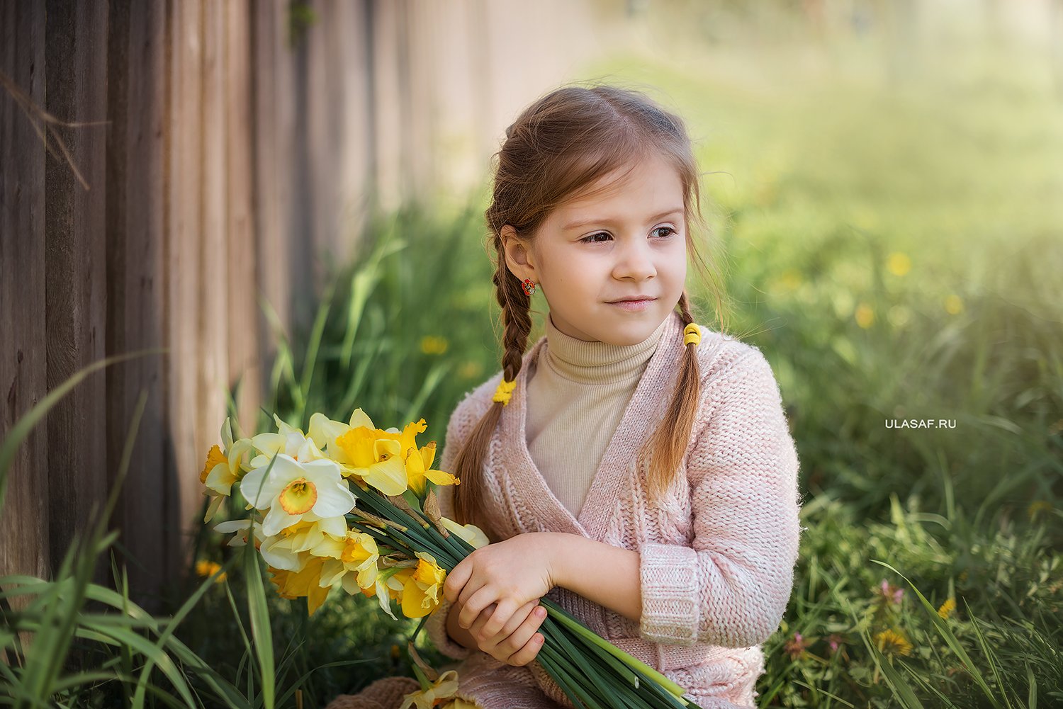 girl, portrait, девочка, портрет, весна, spring,тюльпаны, цветы, Юлия Сафонова