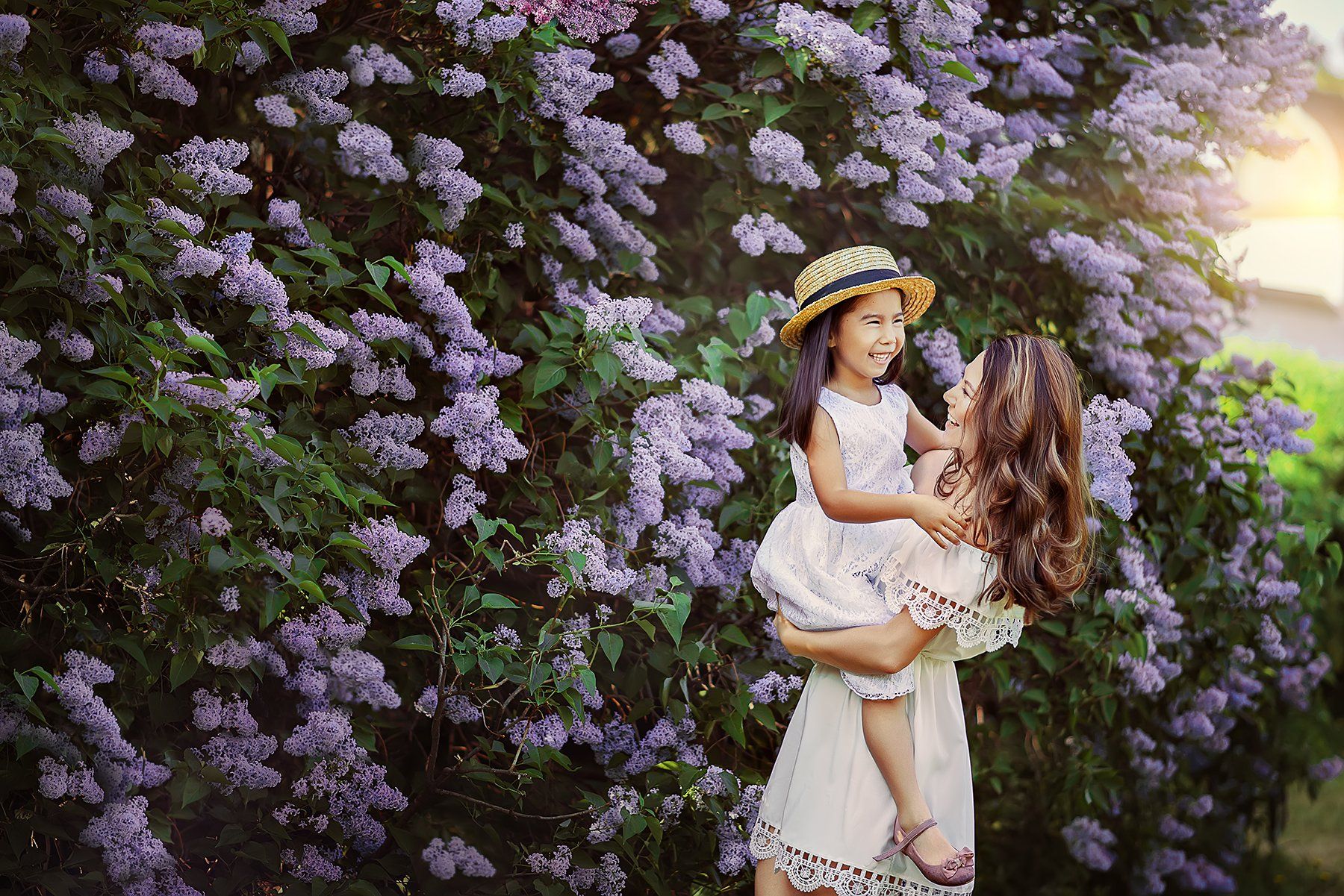 сирень, весна, цветение, сады, смех, эмоции, улыбка, дочка, Марина Петра