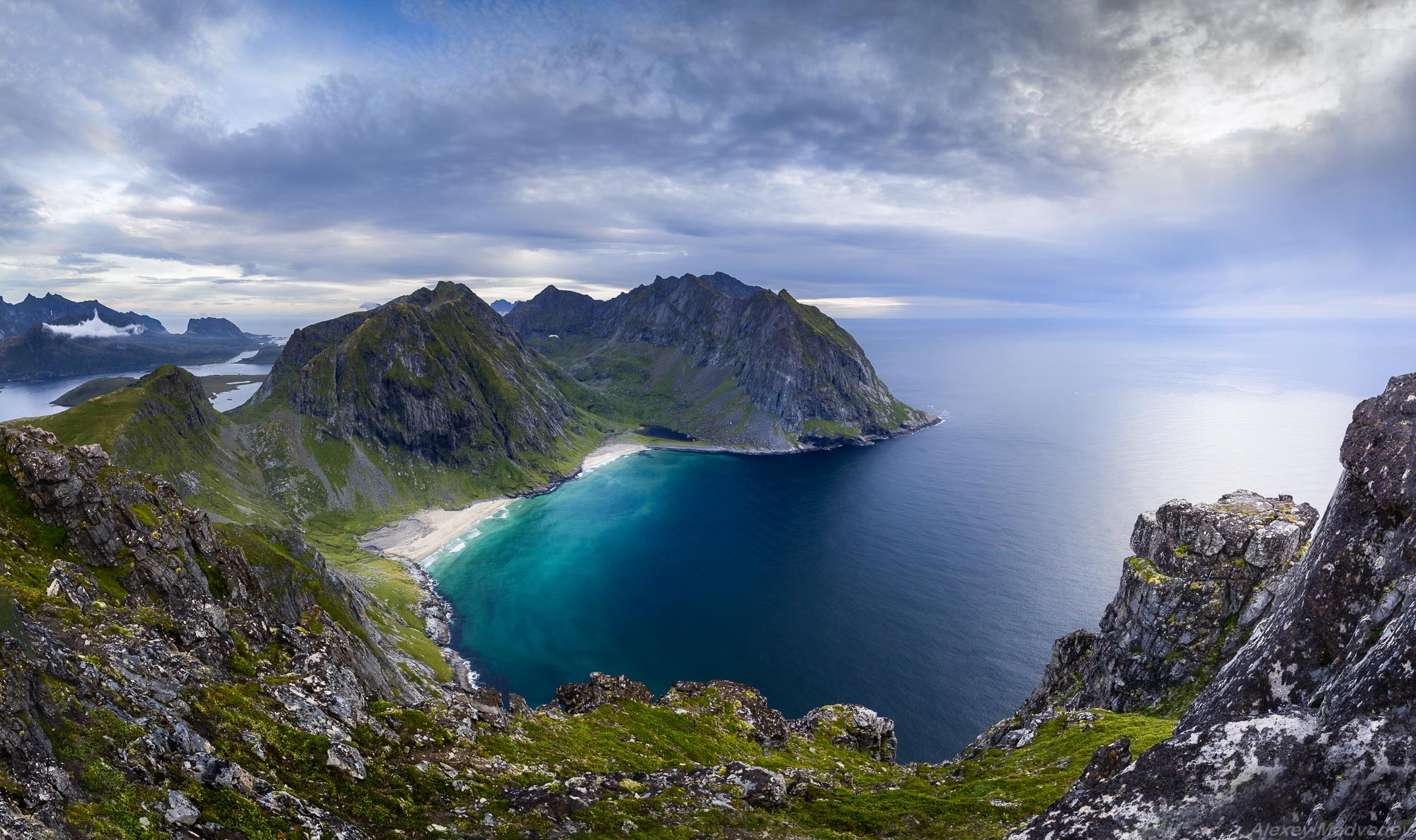 лофотены, Норвегия, пляж, море, север, острова, скалы, панорама, Алексей Медведев