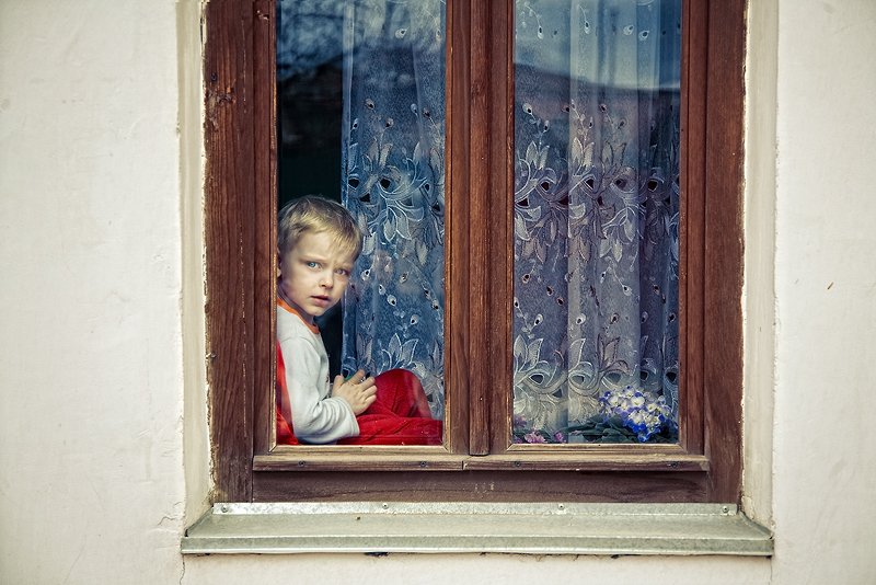 окно, ребенок, внезапно, стекло, Сергей Белых