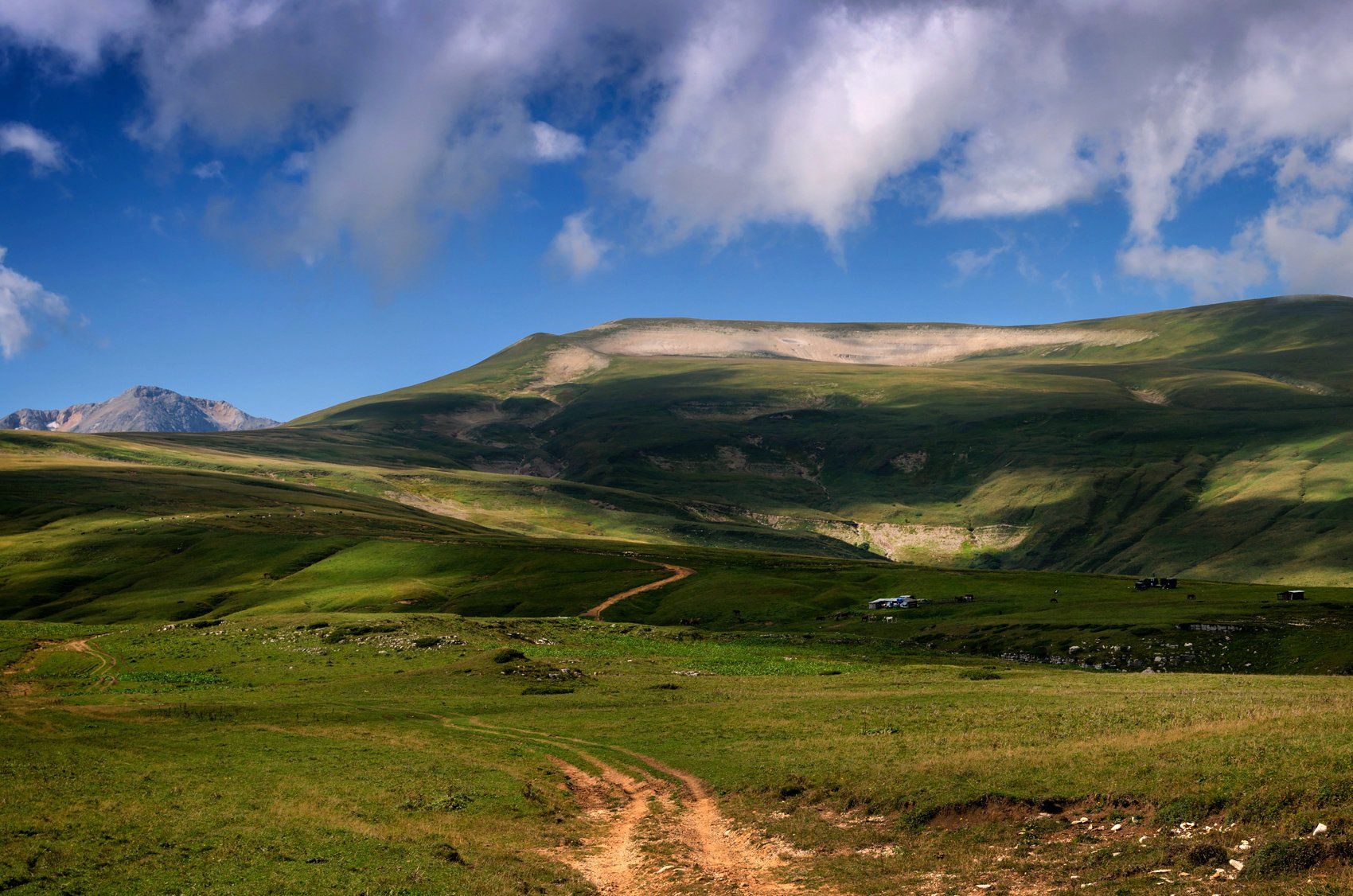 Плато лаго наки камера. Плато Лагонаки в облаках. Лагонаки зимой. Онгар Наки.