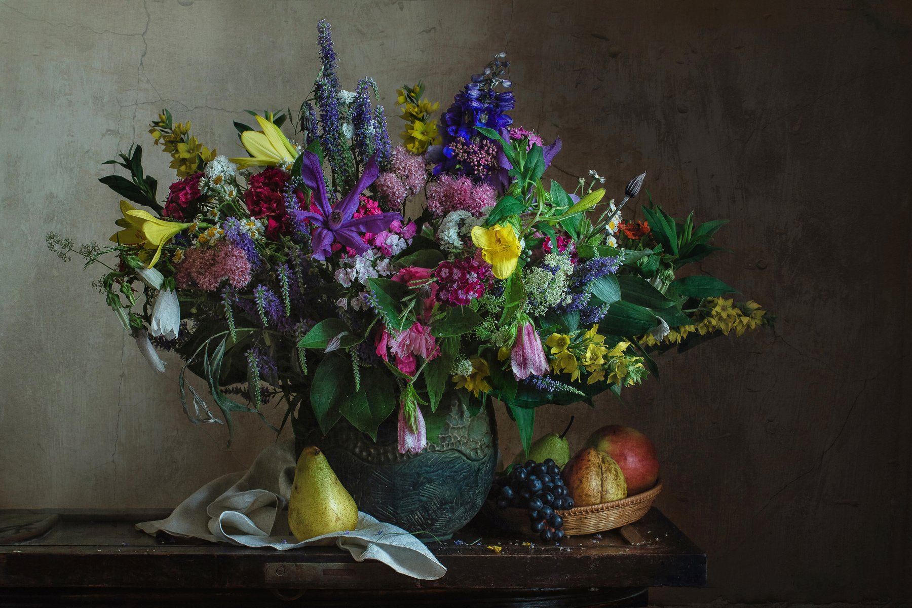 натюрморт, цветы, фрукты, груши, виноград, Анна Петина