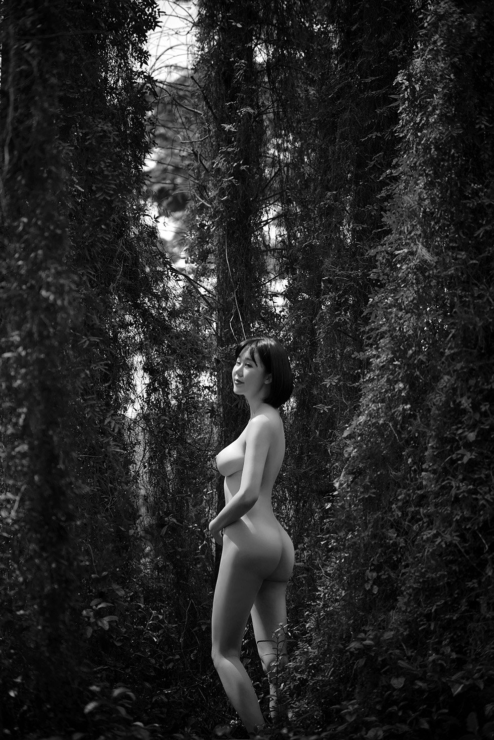 nude, 李怡