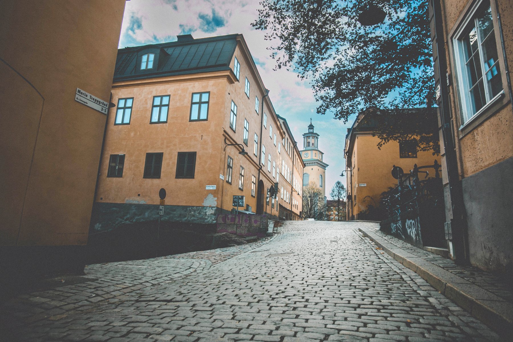 city, buildings,  street, architecture, orange, blue, sweden, trip, light, tree, Arek