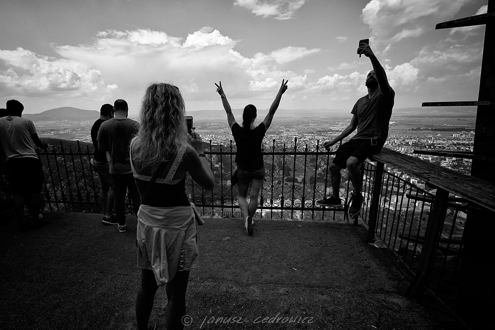 romania,brasov,tampa,view,tourist,handy,selfie,blackandwhite,, Janusz Cedrowicz