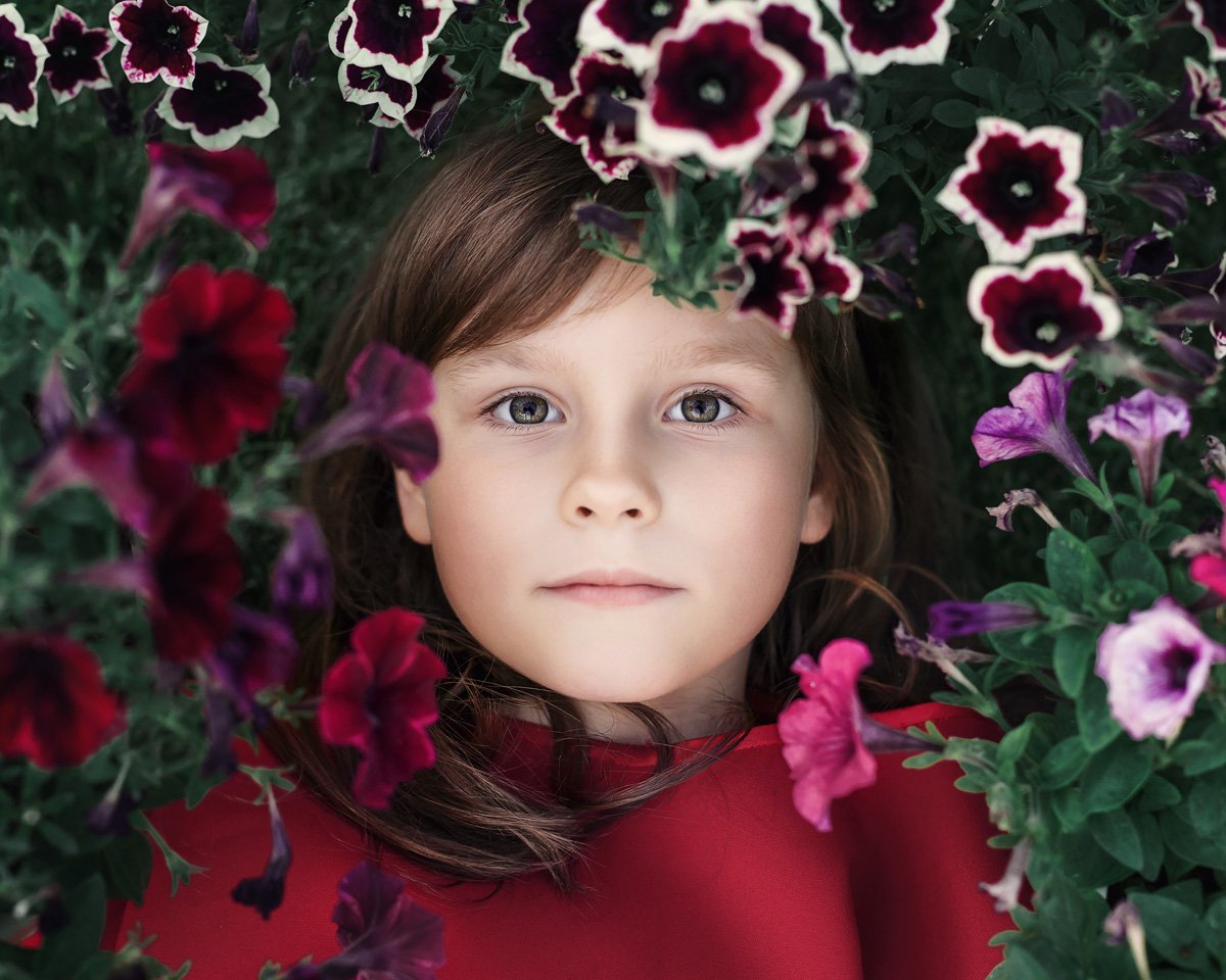 портрет, дети, девочка, цветы, красивые дети, люди, жизнь, красота, лето, Марина Кондратова