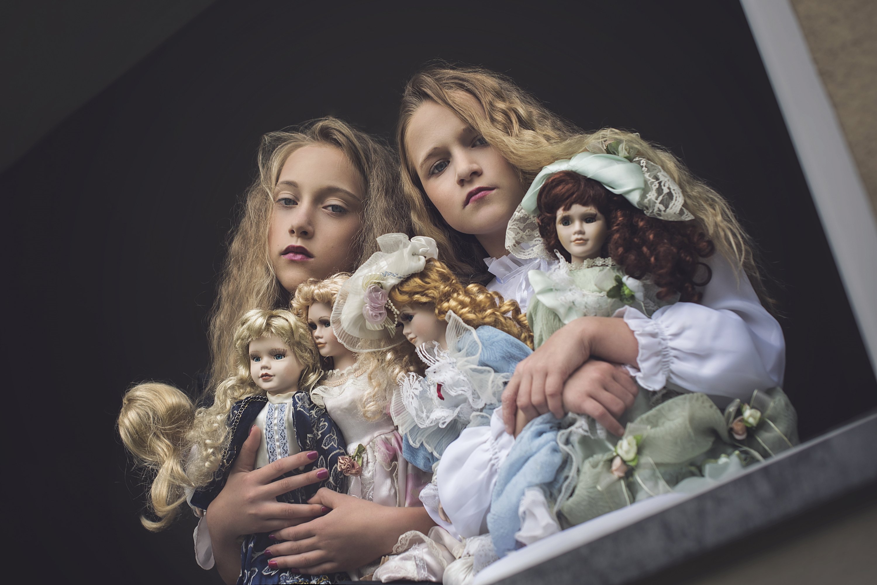 girl, friends, dolls, porcelain, portrait, Anna Ścigaj