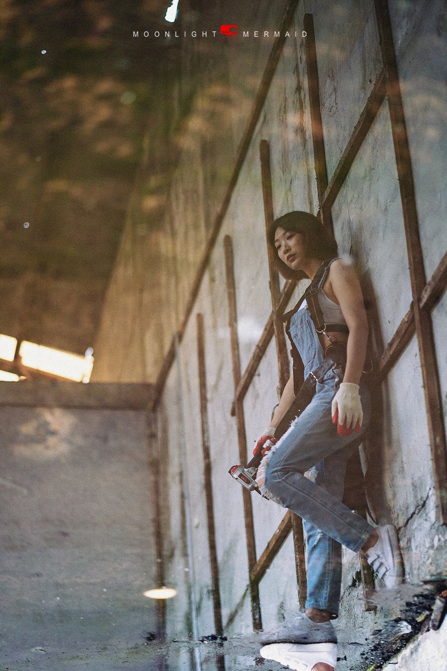  #sexy #girl #woman #beauty #cute #light #night #red  #potrait #construction #female #factory #a9 #sony #tools, moonlight_mermaid