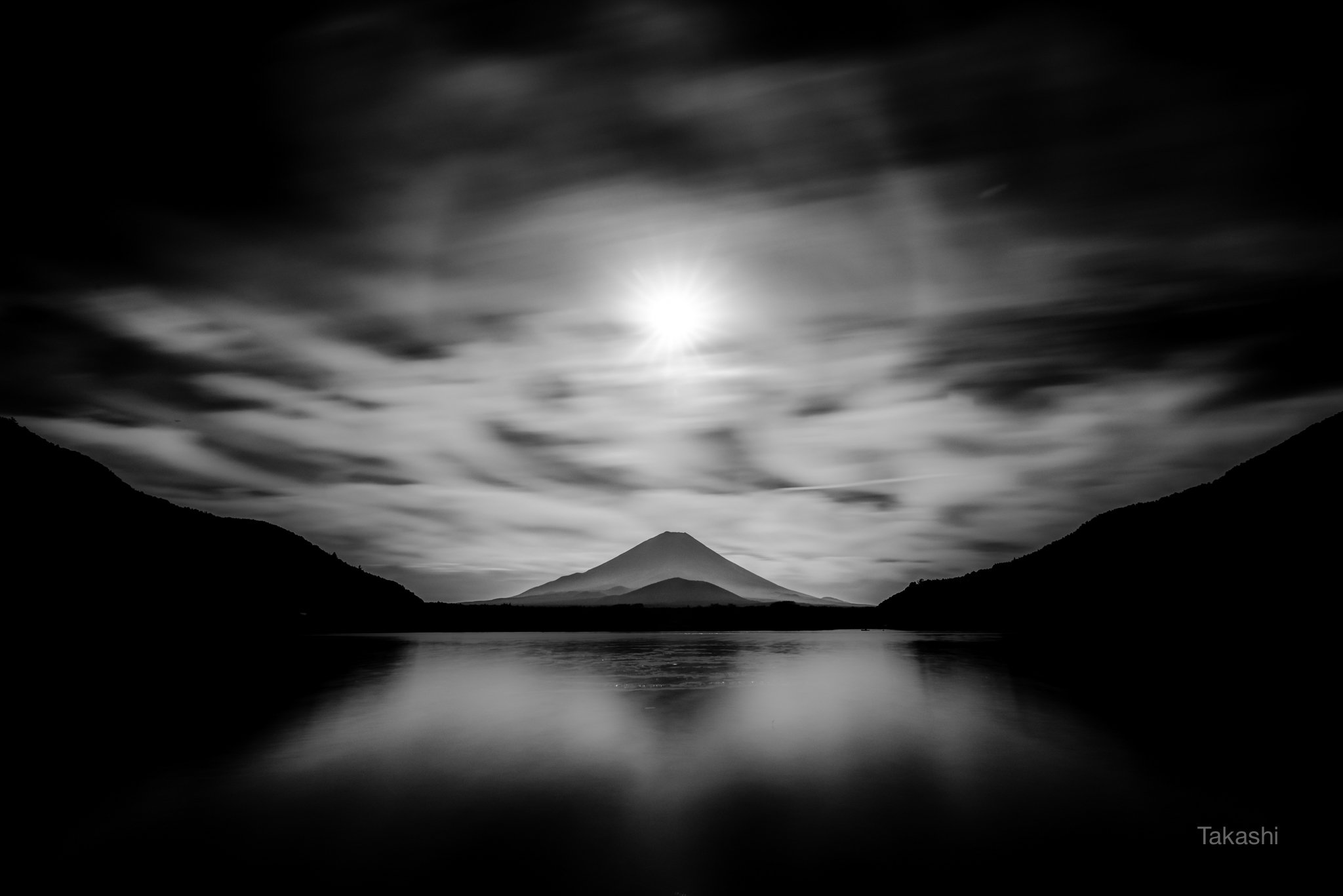 Fuji,Japan,mountain,clouds,lake,reflection,sun,halo,fantastic,phantom,amazing, Takashi