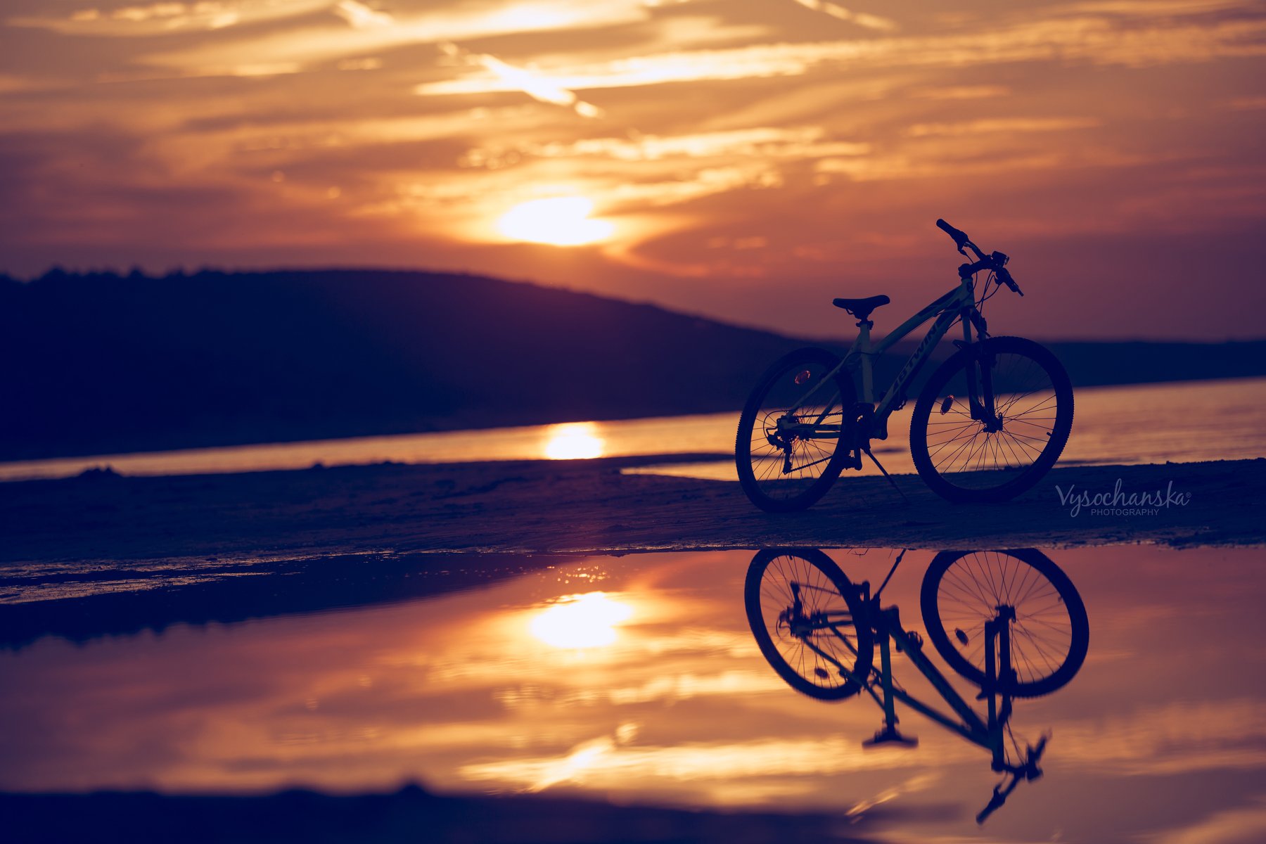 childchood, summer, sea, boy, play, boat, sunset, Vysochanska Photography